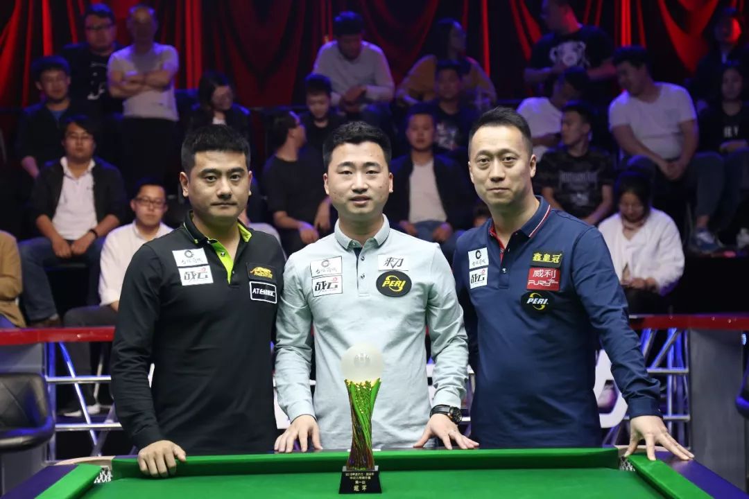 大的场地上 大的场地上