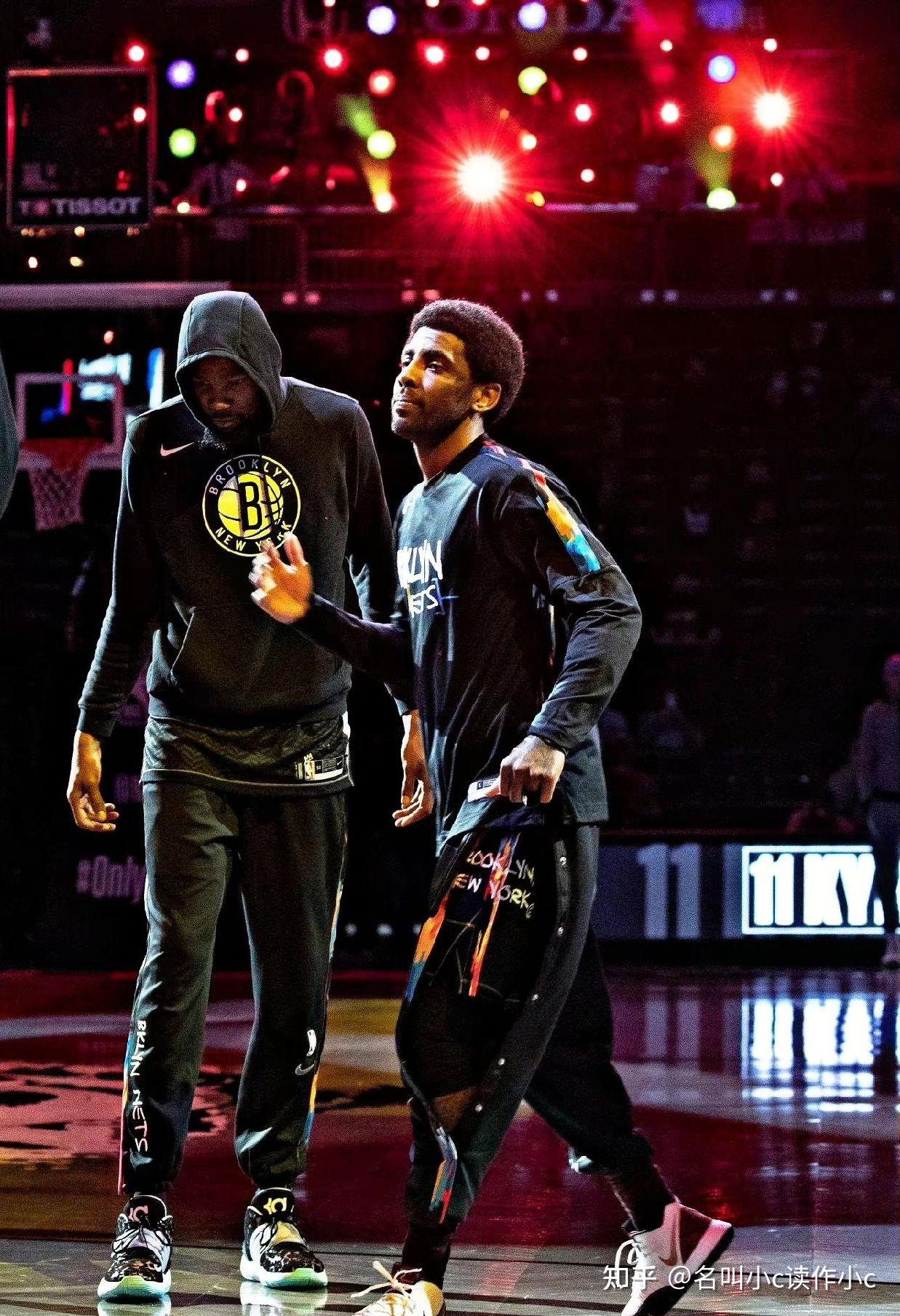 库里从底角 库里从底角